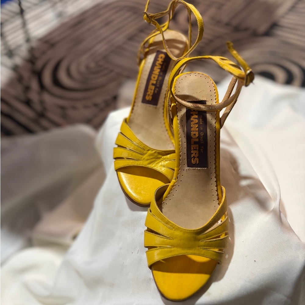 🌟 Chandler’s Vintage Yellow Leather Strappy Sandals — Size 6B | Made in Brazil
